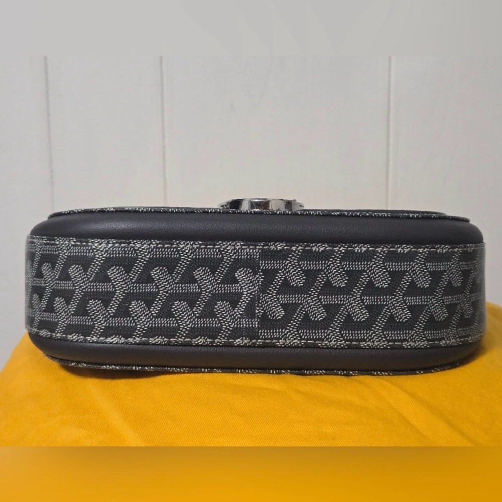 Goyard Goyardine 233 PM Shoulder Bag in Grey (Includes dust bag) NEW - Picture 11 of 16